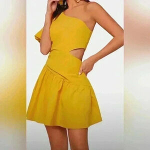 Wdirara Short Dress One Shoulder Puff Sleeve Cutout Ruched Side D616.606